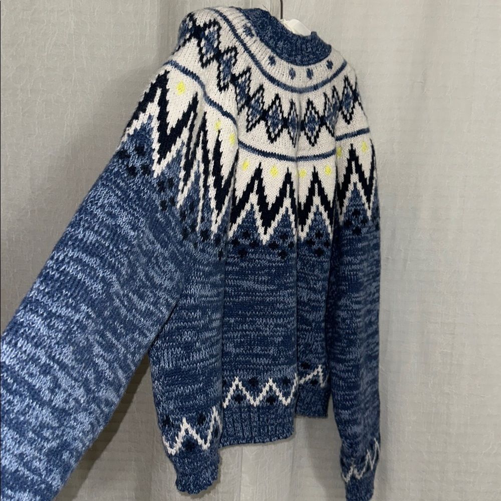 AE XL Blue White Multi Fair Isle Snow Stopper Knit Sweater - Picture 12 of 16